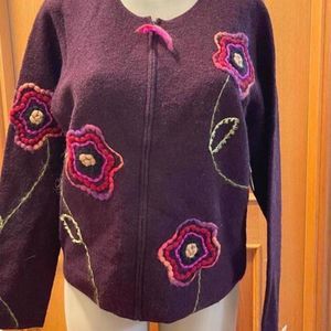 SUSAN BRISTOL 100% WOOL Hand Embroidered Red Flowers on Brown Sweater Size L#200